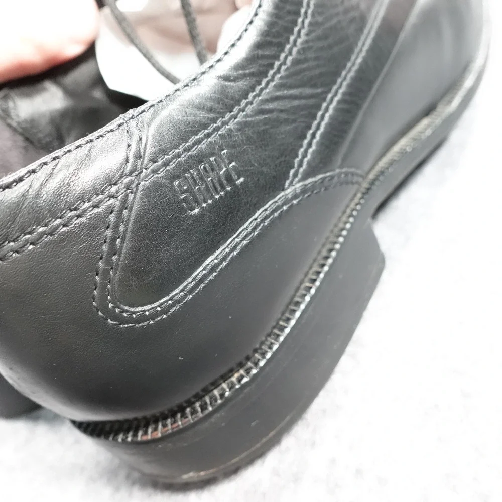 Ecco shape leather